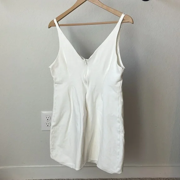 Lulu’s White Strappy Dress - Picture 4 of 12